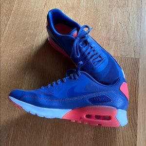 Brand new: Nike Air Max